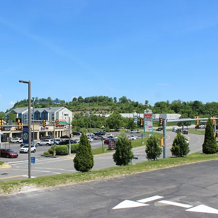 Microtel Inn & Suites By Wyndham Pittsburgh Airport-2